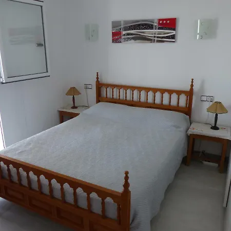 Torre Garbi 84 Apartment *